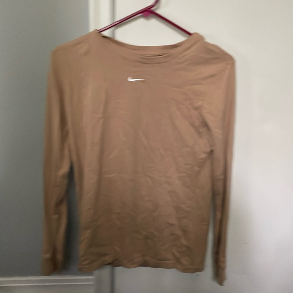 long sleeve nike tee